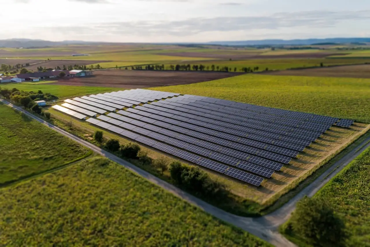 Freiflächen Agri-PV Anlage