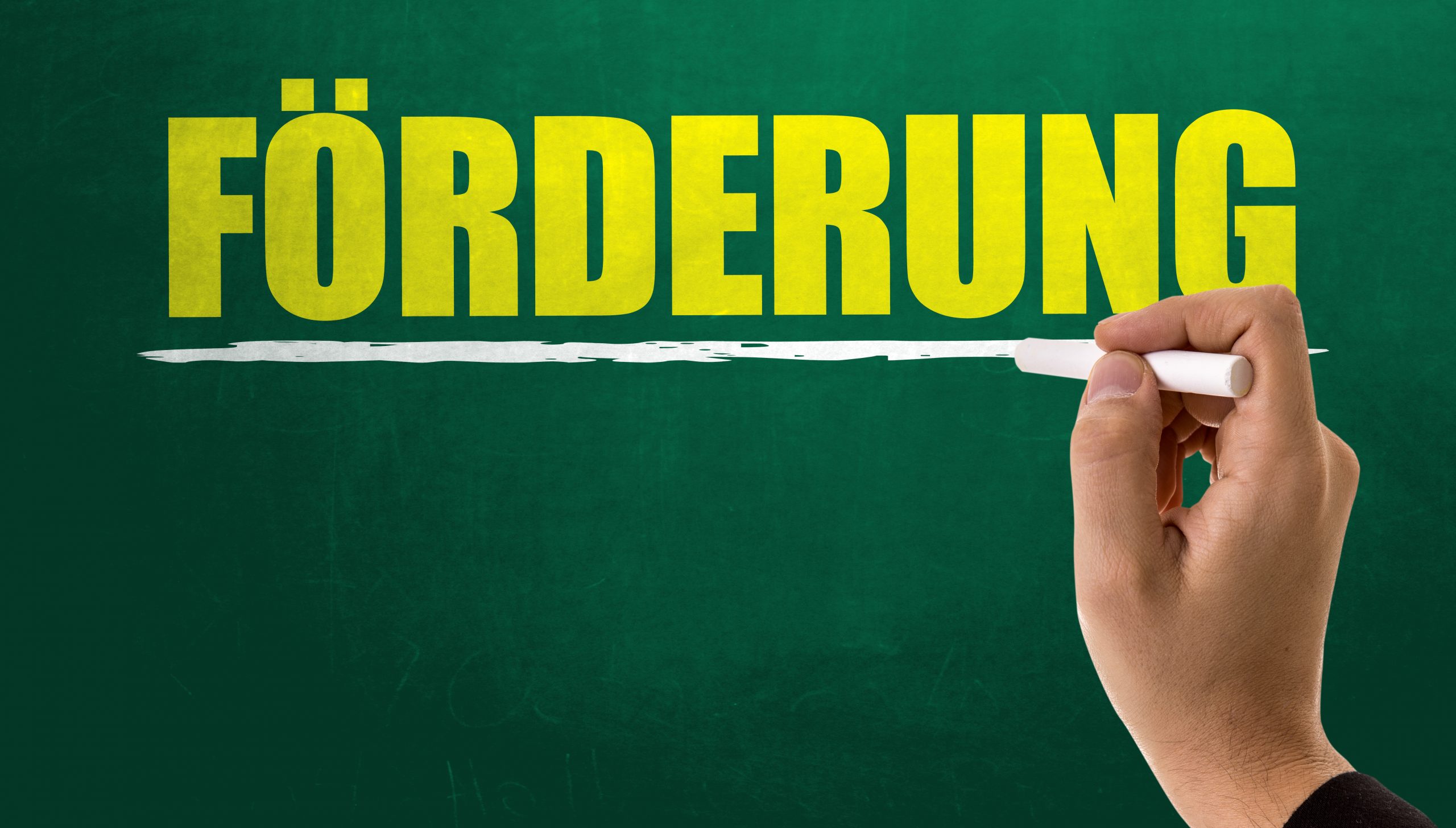 Wallbox an Tiefgaragenstellplatz in Mehrparteienhaus – Förderung Ladeinfrastruktur WEG 2026