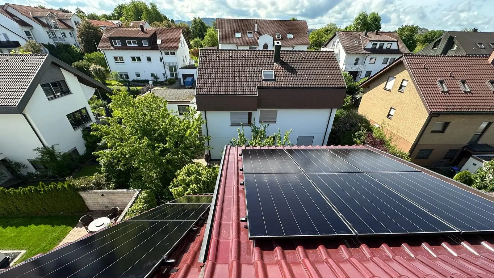 11,76 kWp Photovoltaikanlage mit Speicher in Großbettlingen im Landkreis Esslingen – installiert von HUMMEL energize